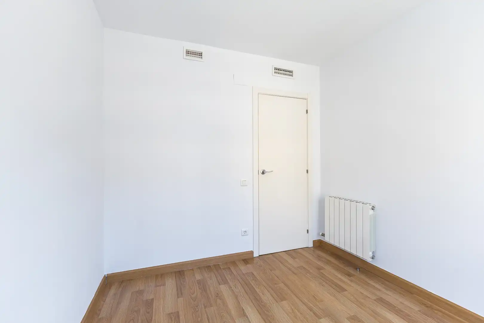 Habitación de Piso en venta en Molins de Rei con Aire acondicionado, Calefacción y Parquet