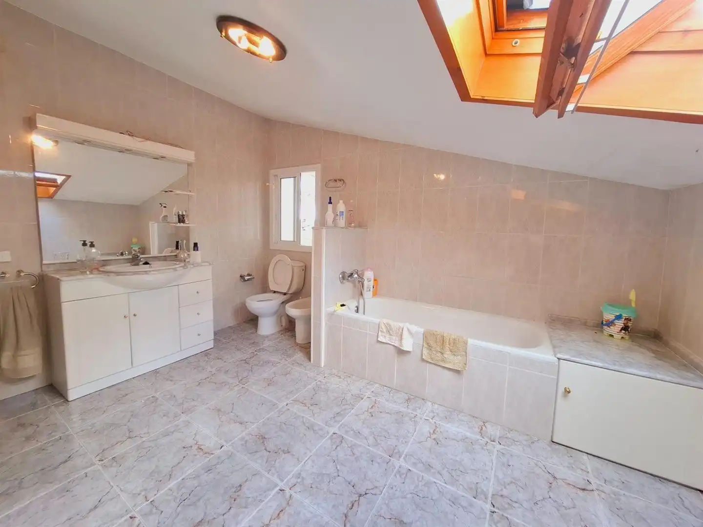 Bany de Casa o xalet en venda en Calafell amb Jardí privat, Terrassa i Traster