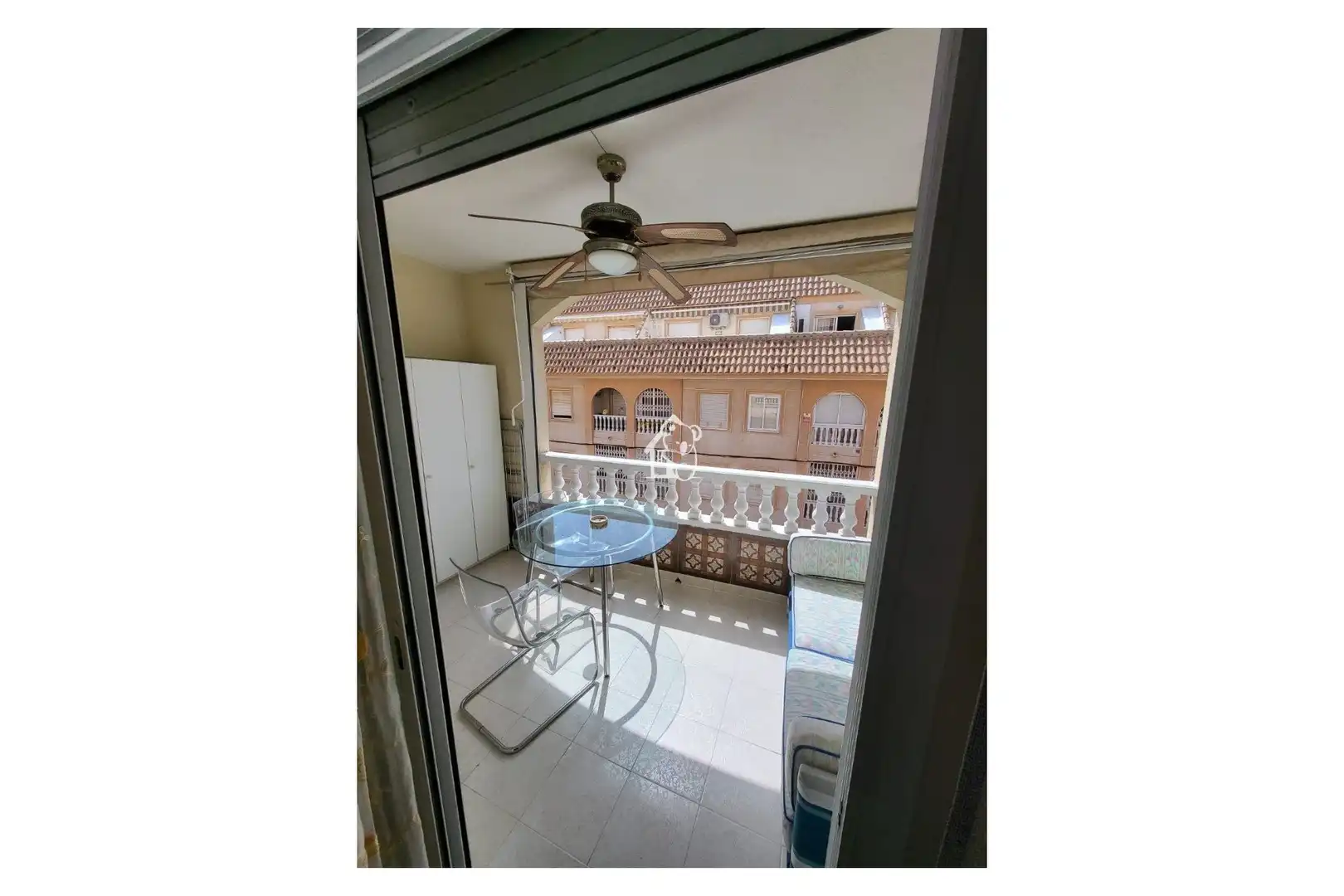 Terrassa de Apartament de lloguer en Torrevieja amb Aire condicionat, Terrassa i Moblat