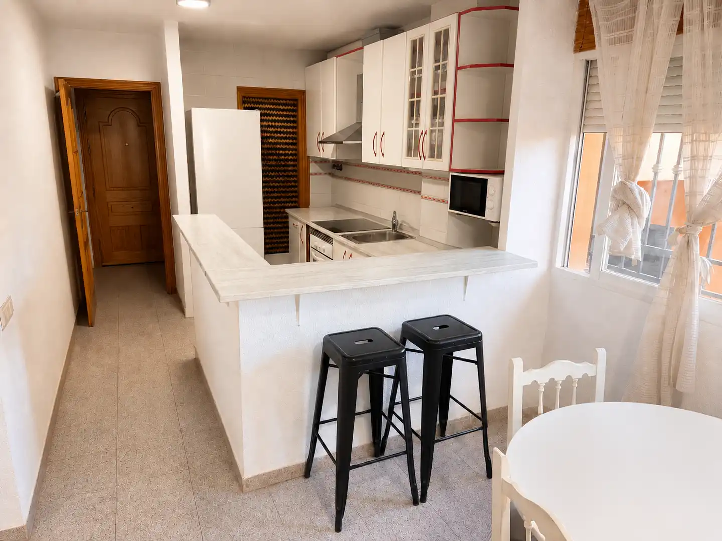 Cocina de Piso en venta en Roquetas de Mar con Aire acondicionado, Trastero y Piscina comunitaria