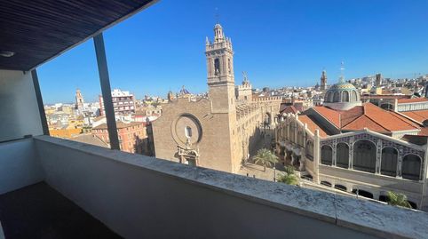 Foto 3 de Piso de alquiler en Plaça de Joan de Vila-rasa, El Mercat, Valencia Capital