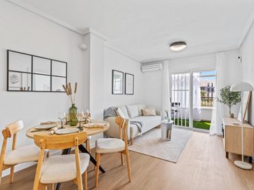 Apartament amb balcó en venda a Orihuela Costa