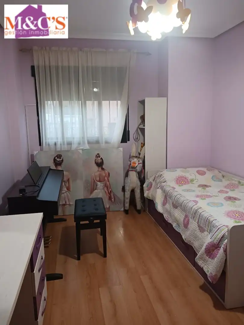 Dormitori de Casa o xalet en venda en Puertollano amb Aire condicionat, Calefacció i Traster
