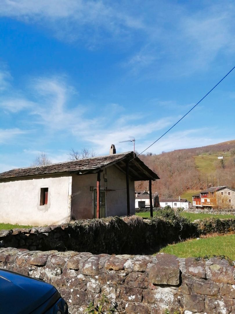 Vista exterior de Casa o xalet en venda en Selaya amb Jardí privat, Terrassa i Traster