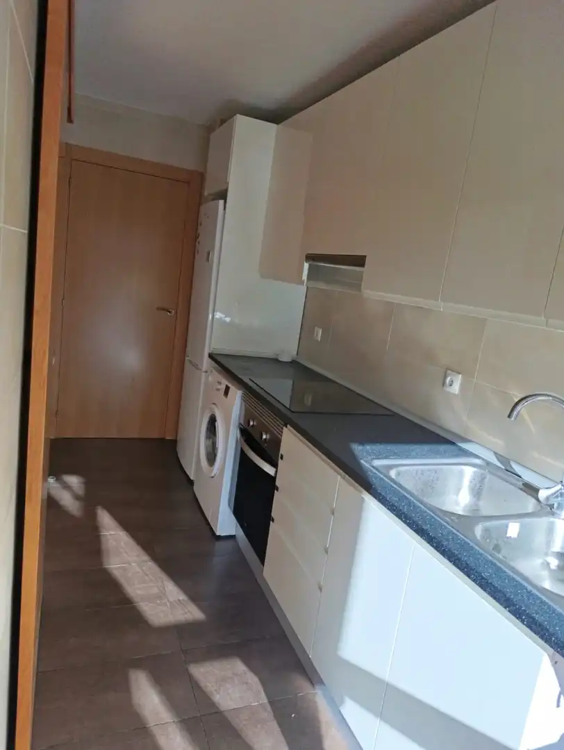 Cuina de Pis en venda en Badalona amb Aire condicionat, Calefacció i Terrassa