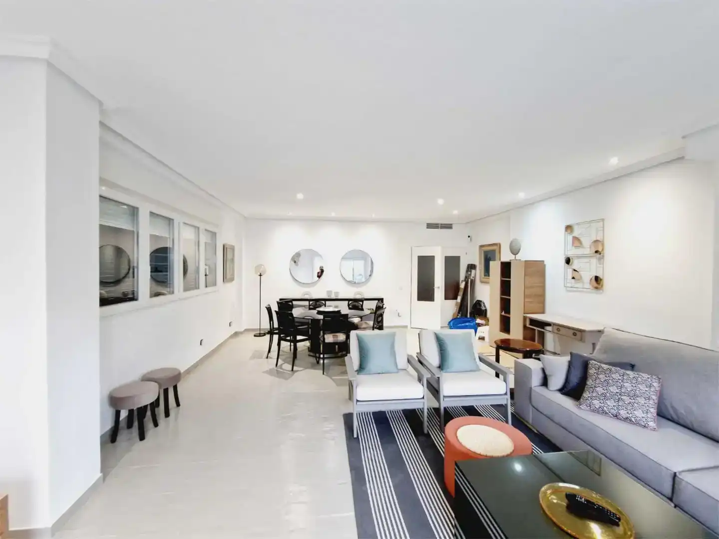 Sala de estar de Casa o chalet para compartir en Madrid con Aire acondicionado, Jardín privado y Parquet