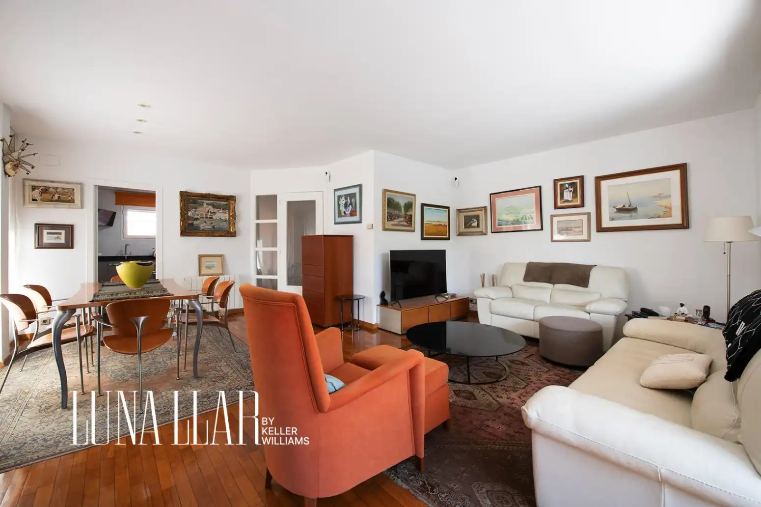 Living room of Detached homes for sale in Sant Joan Despí  with Heating and Parquet flooring