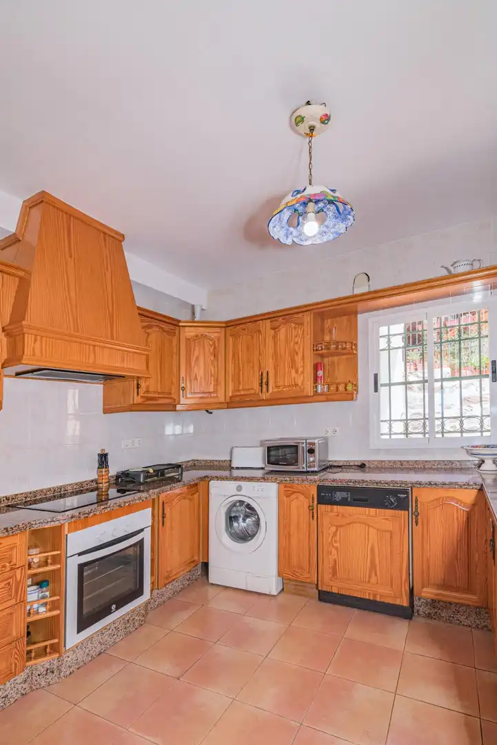 Cocina de Casa o chalet en venta en Almuñécar con Terraza y Piscina