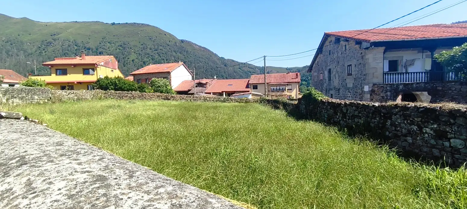 Residencial en venda en Ruente