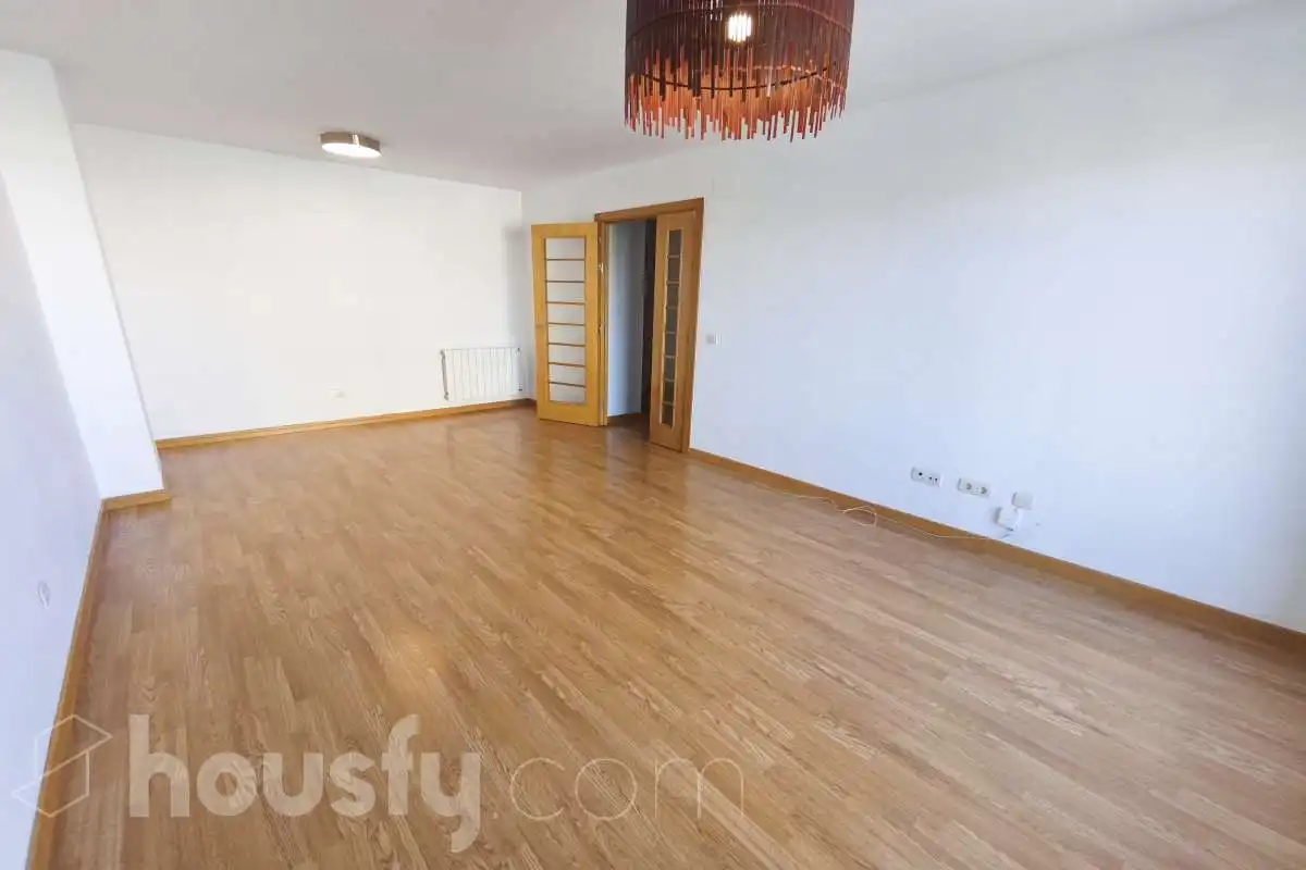 Wohnung zur Miete in Avenida de la Osa Menor, Sur - PAU 4