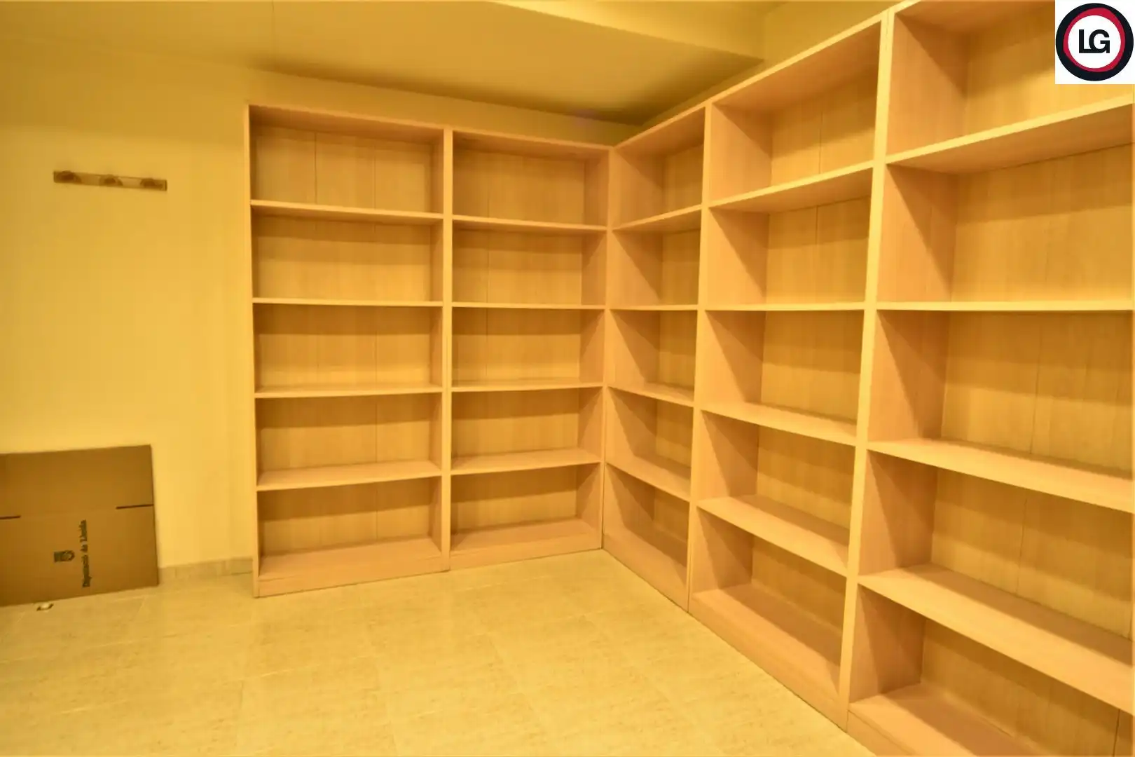 Office space with lift for sale in Pallars 6, imagen 29