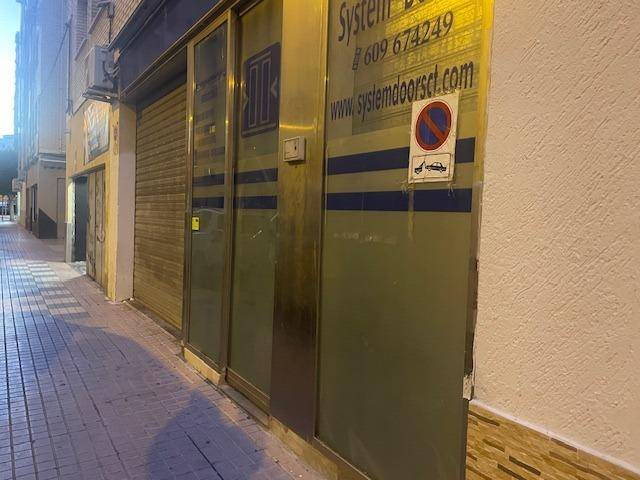Local comercial en Alquiler en Alameda