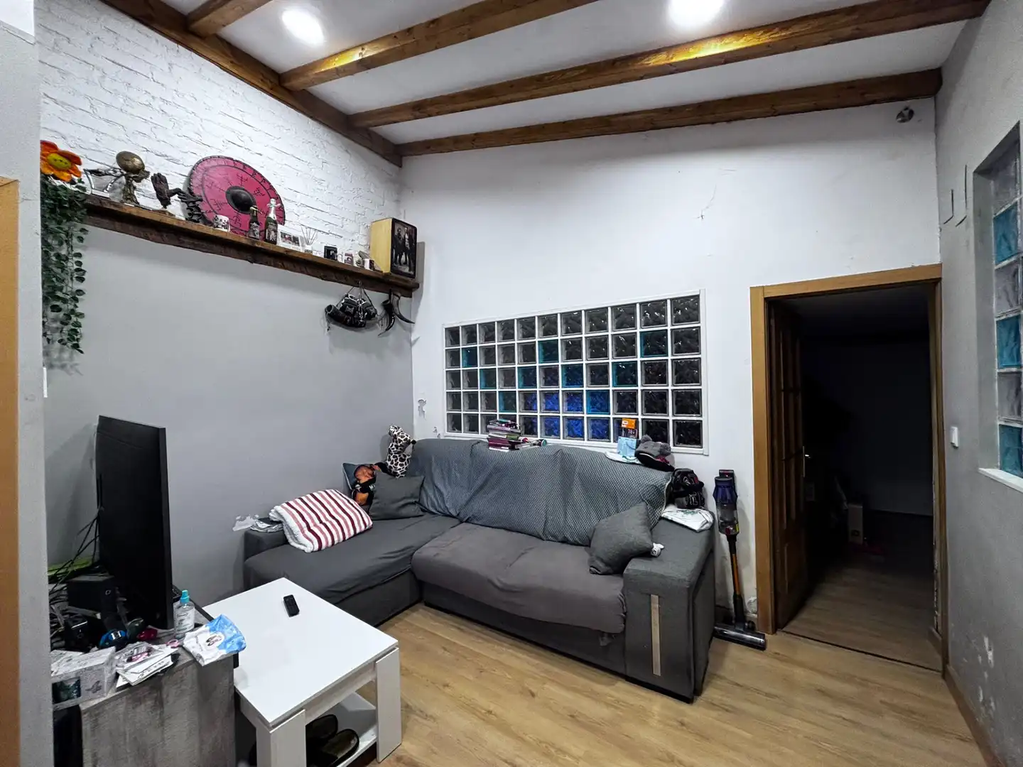 Sala d'estar de Casa adosada en venda en Burgos amb Calefacció i Traster