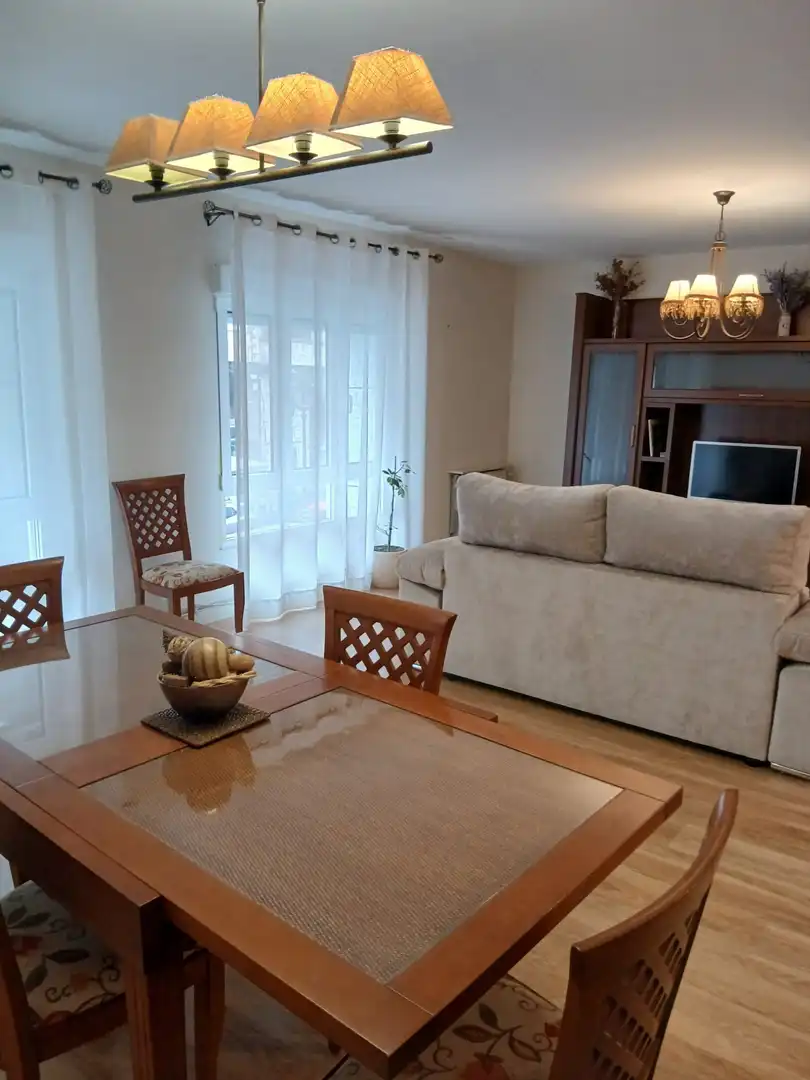 Wohnzimmer von Wohnung zur Miete in Gijón  mit Heizung und Möbliert