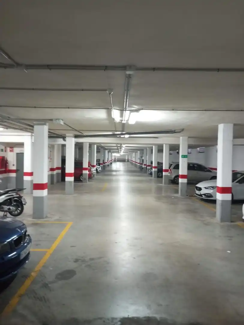 Parking de Apartamento en venta en Paterna con Aire acondicionado, Jardín privado y Terraza