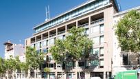 Vista exterior de Oficina de lloguer en  Madrid Capital amb Aire condicionat i Terrassa