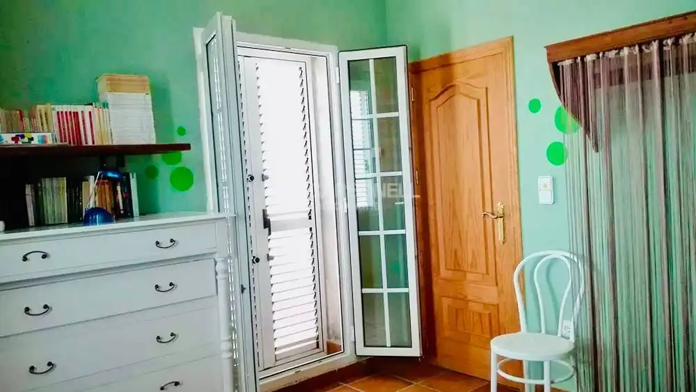 Dormitori de Casa o xalet en venda en Cocentaina amb Aire condicionat, Jardí privat i Terrassa