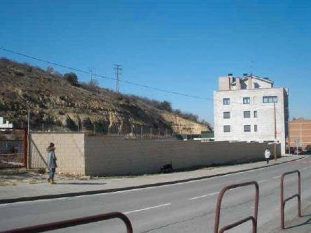 Terreno residencial en Venta en Avenida Fuenmayor en Cenicero