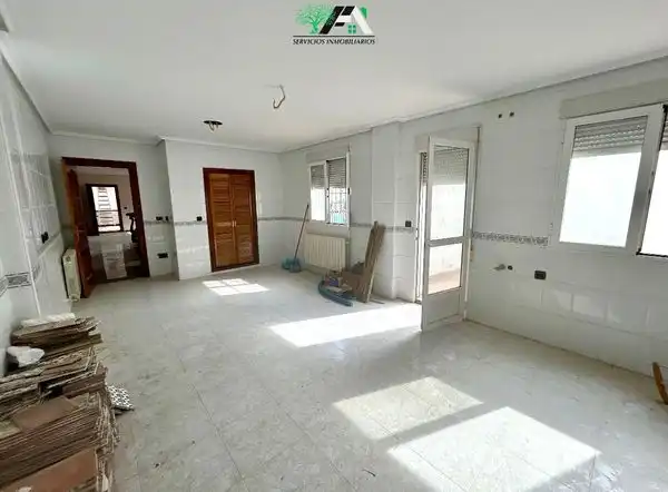 Casa amb piscina en venda a Calle Alcón, imagen 7