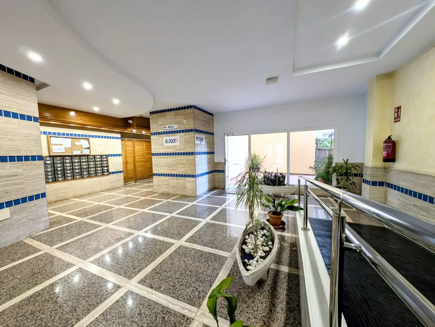 Ground floor for sale in Roquetas de Mar  with Air Conditioner, Heating and Terrace