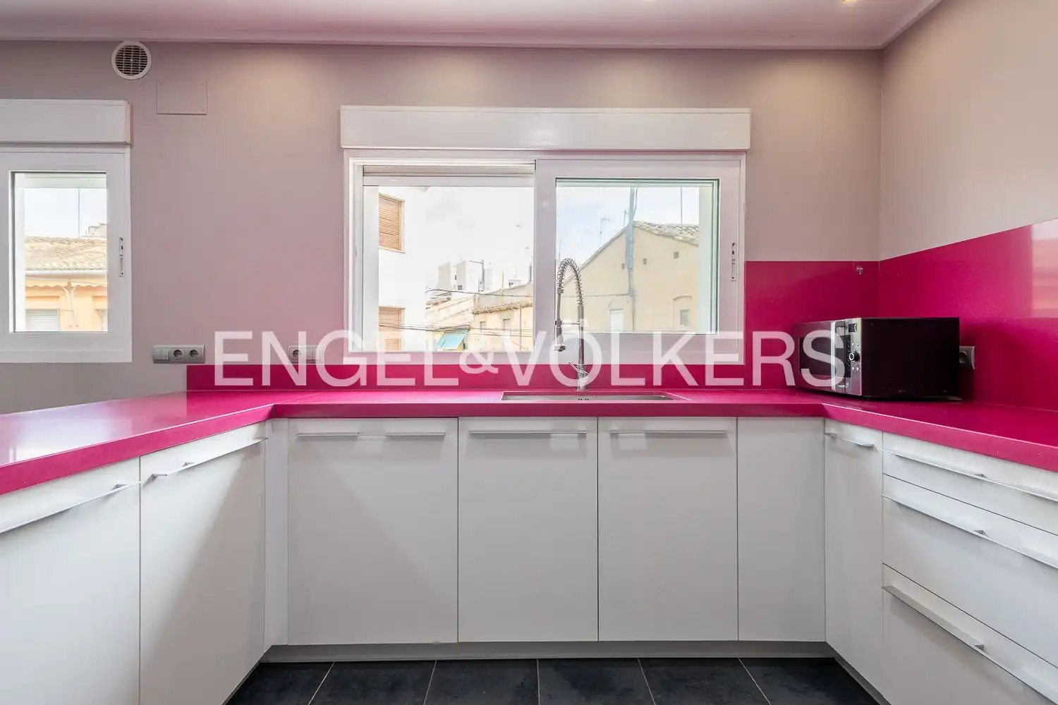 Cocina de Casa adosada en venta en Carcaixent con Aire acondicionado, Calefacción y Terraza