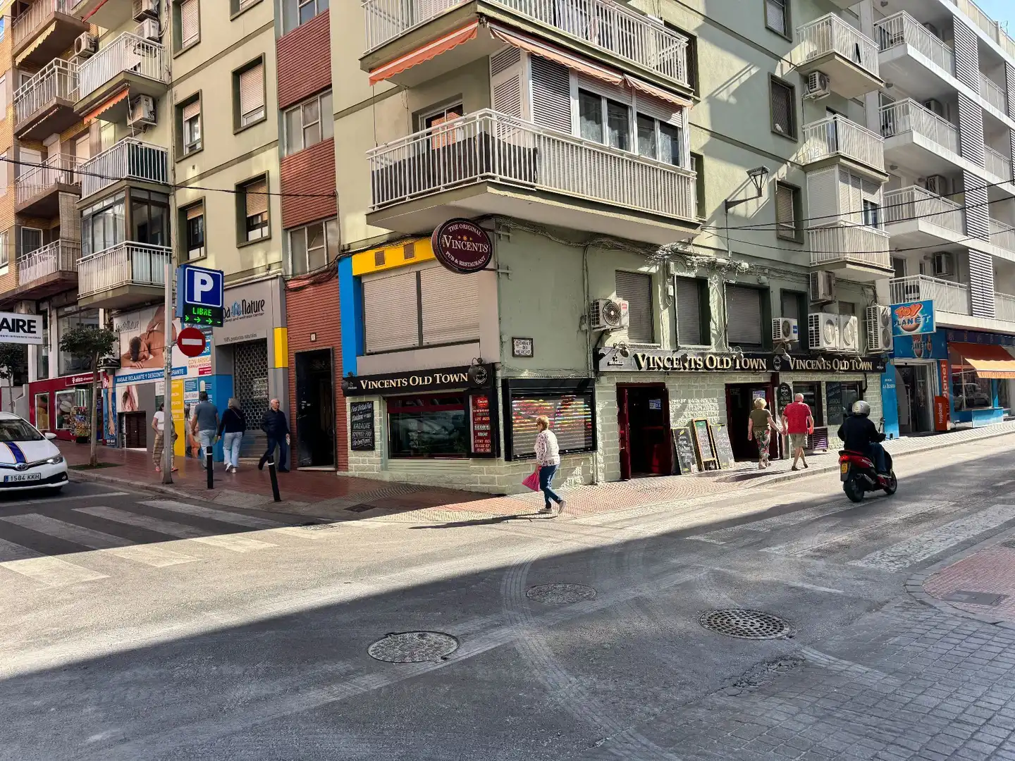 Locale commerciale in vendita a Centro Urbano