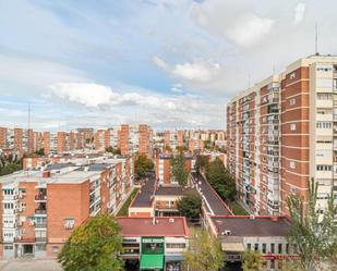 Vista exterior de Pis en venda en  Madrid Capital amb Calefacció i Terrassa