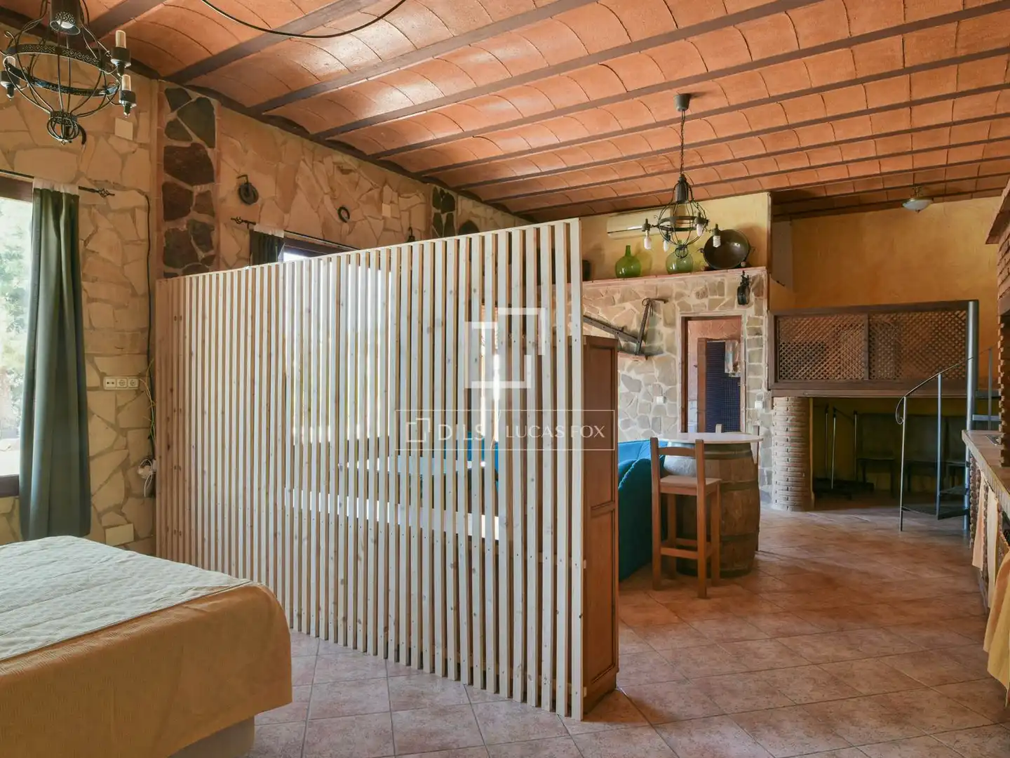 Finca rústica en venda en Ardales amb Aire condicionat, Terrassa i Traster