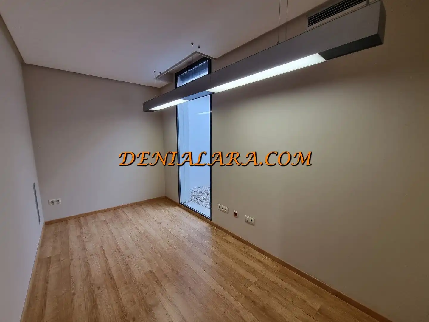 Local en venta en Ondara