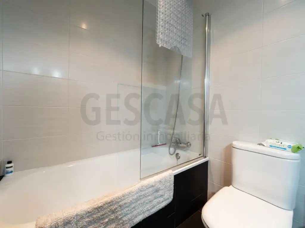 Bathroom of Apartments for sale in El Pont de Suert