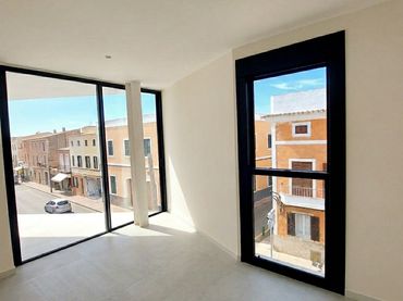 Piso con balcón en venta en Ciutadella