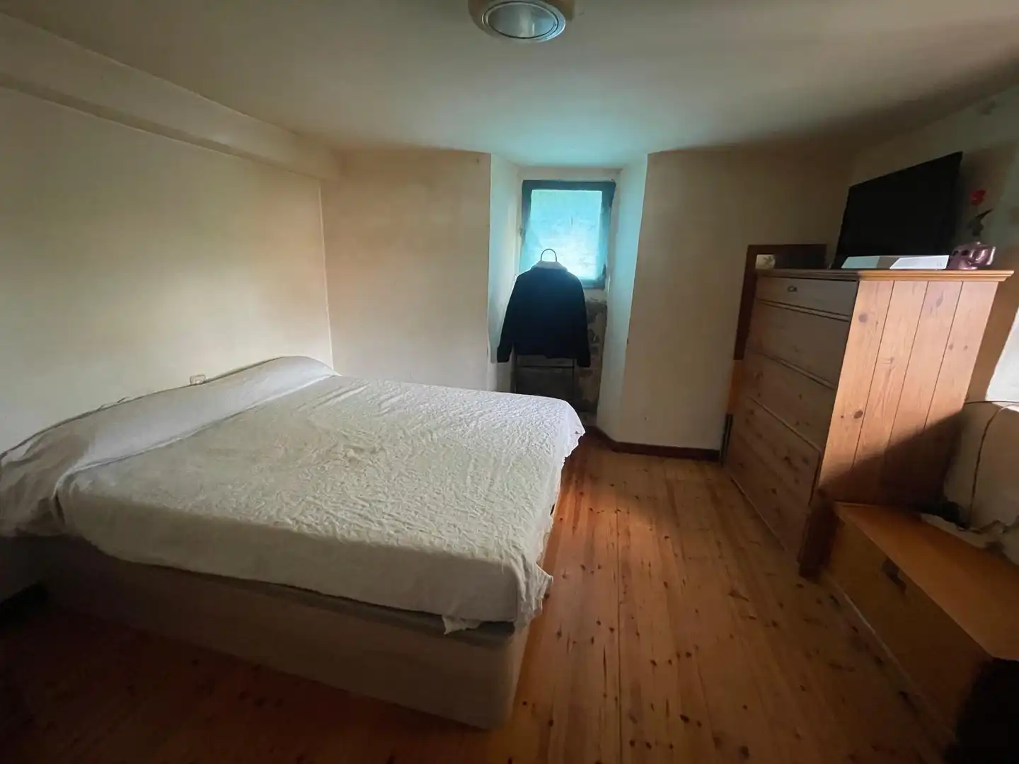 Schlafzimmer von Einfamilien-Reihenhaus zum Verkauf in Bárcena de Cicero mit Terrasse und Balkon