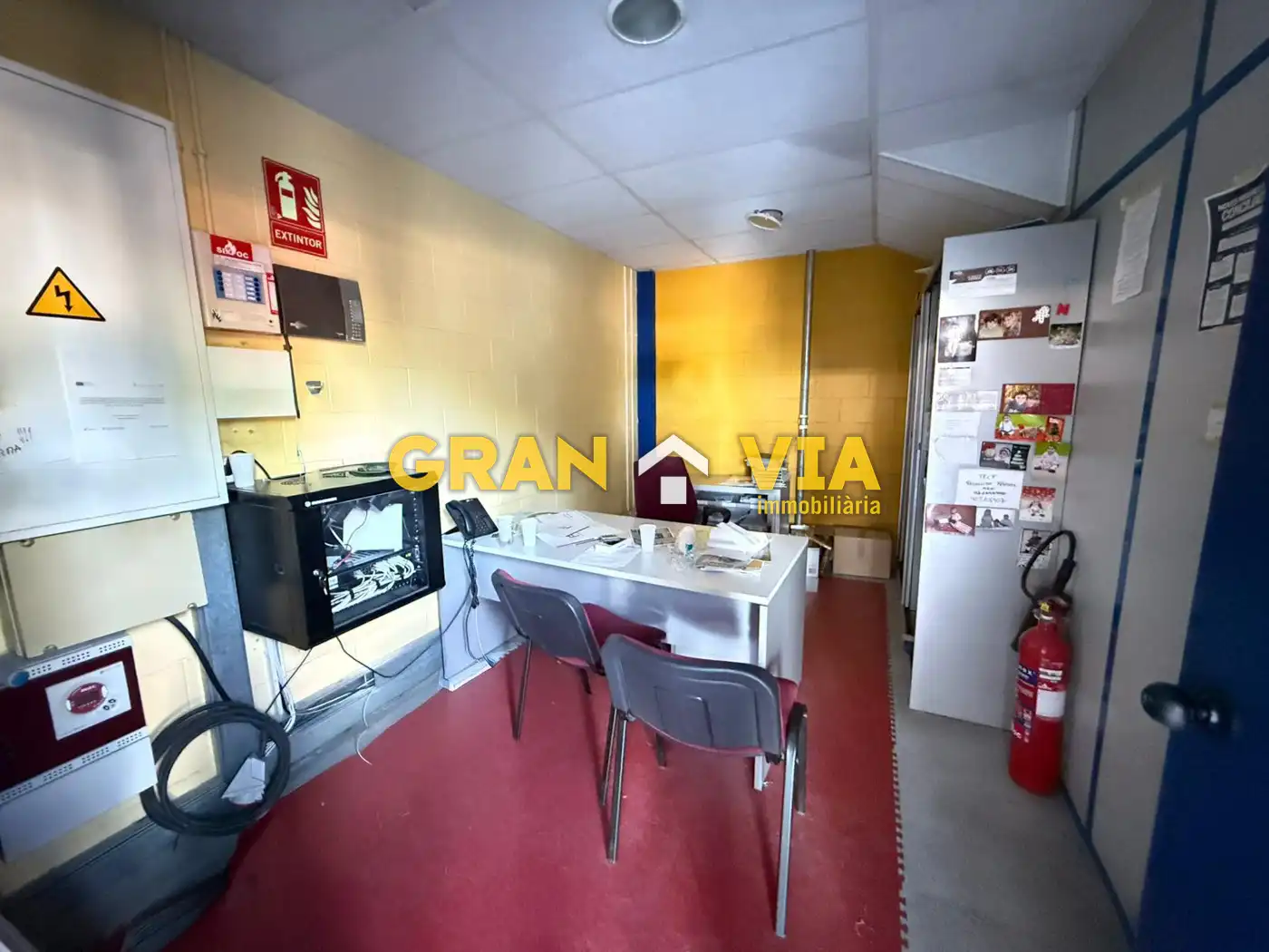 Nau industrial de lloguer en Figueres