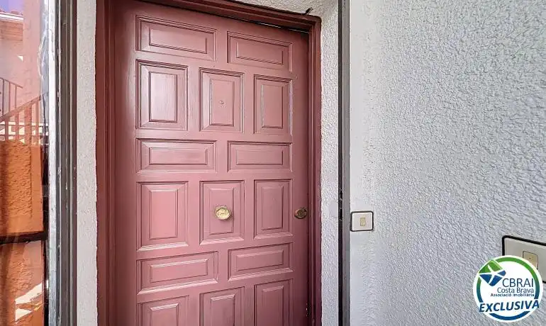 Apartament en venda en Roses amb Calefacció, Terrassa i Moblat