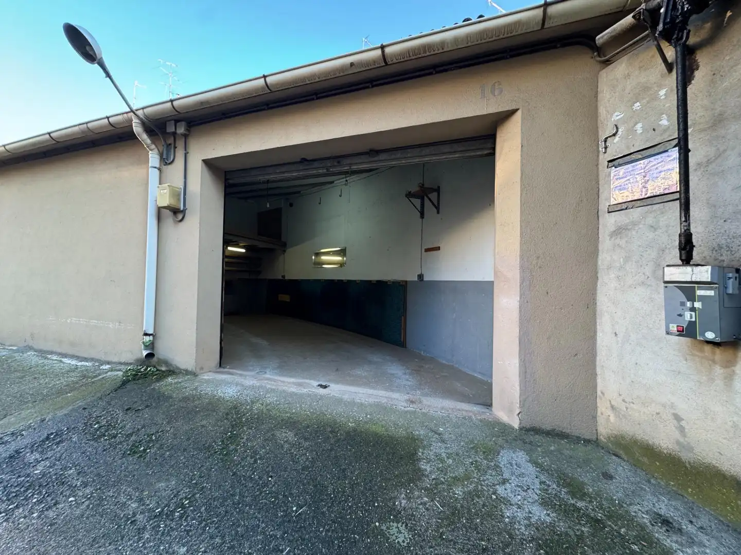 Parkplatz von Garage zum Verkauf in Manresa