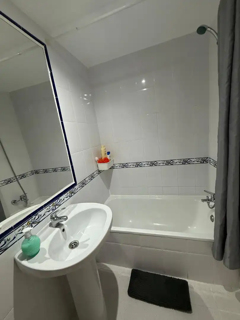 Baño de Apartamento en venta en Mijas con Aire acondicionado, Terraza y Amueblado