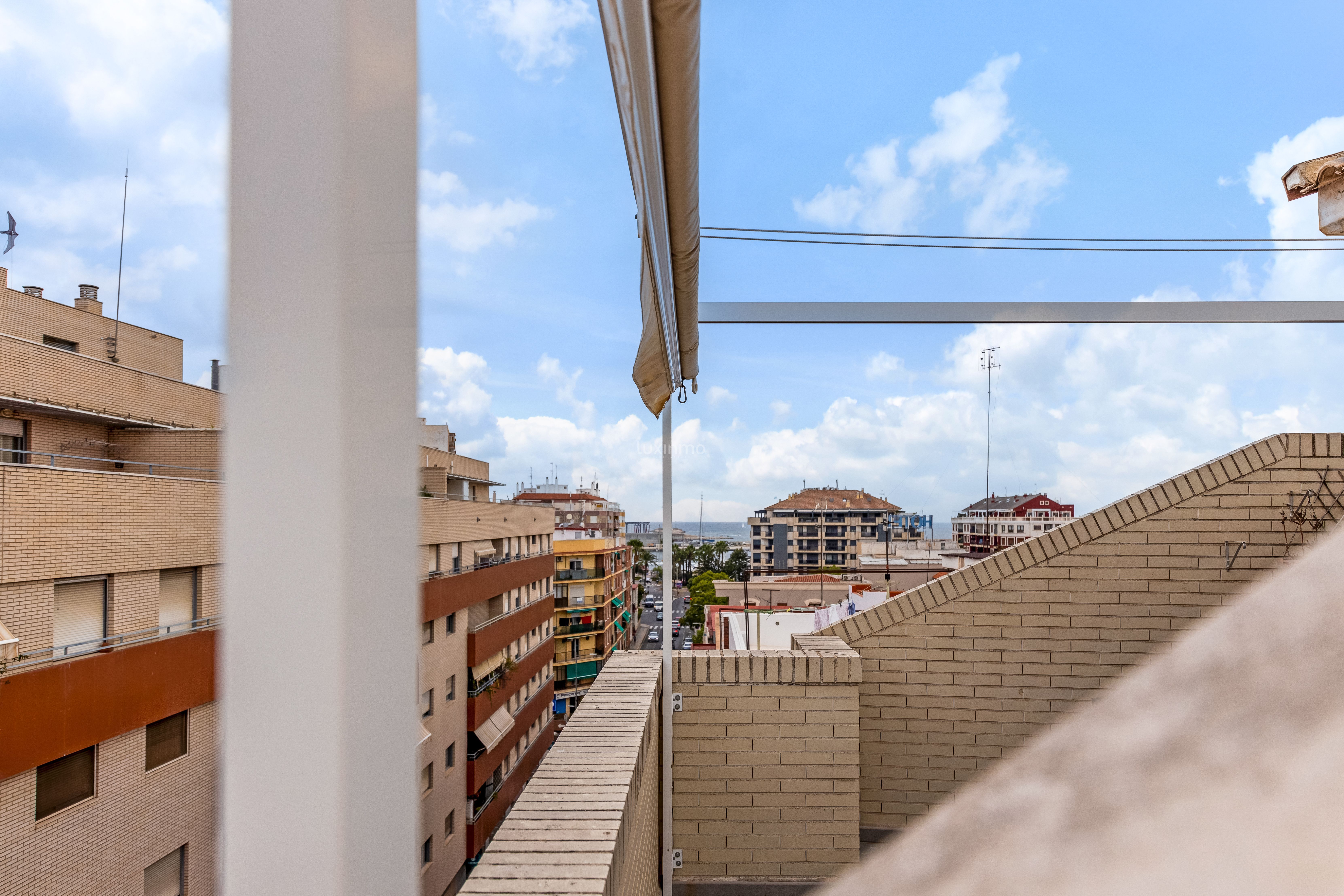 Balcony of Attic for sale in Dénia  with Air Conditioner, Terrace and Storage room