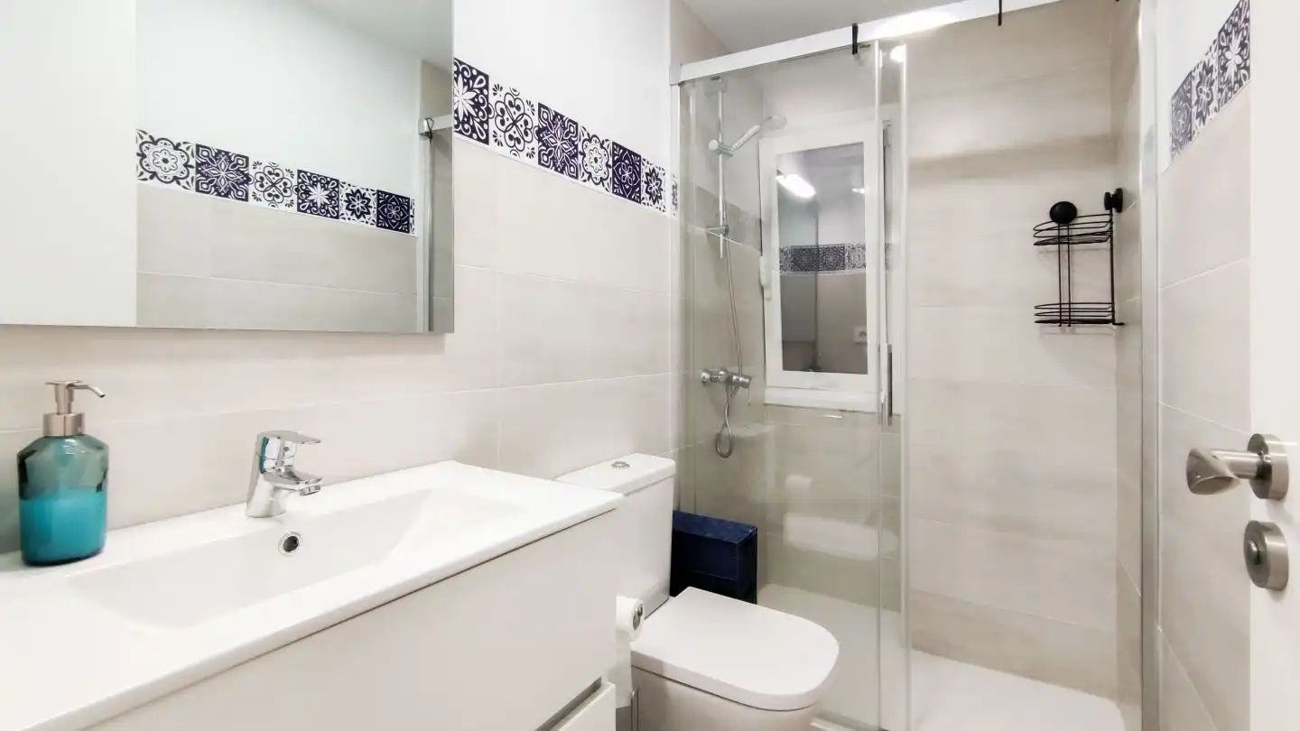 Bathroom of Flat for rent in Donostia - San Sebastián   with Heating