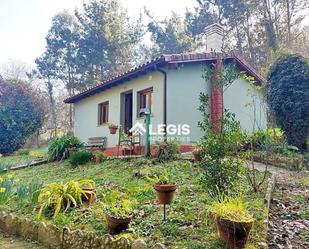 Vista exterior de Casa o xalet en venda en Cudillero amb Terrassa