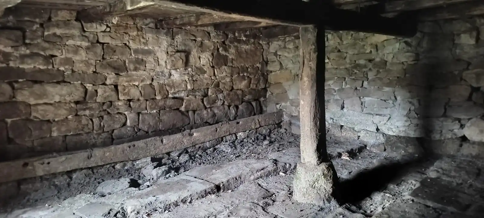 Finca rústica en venda en Espinosa de los Monteros amb Jardí privat