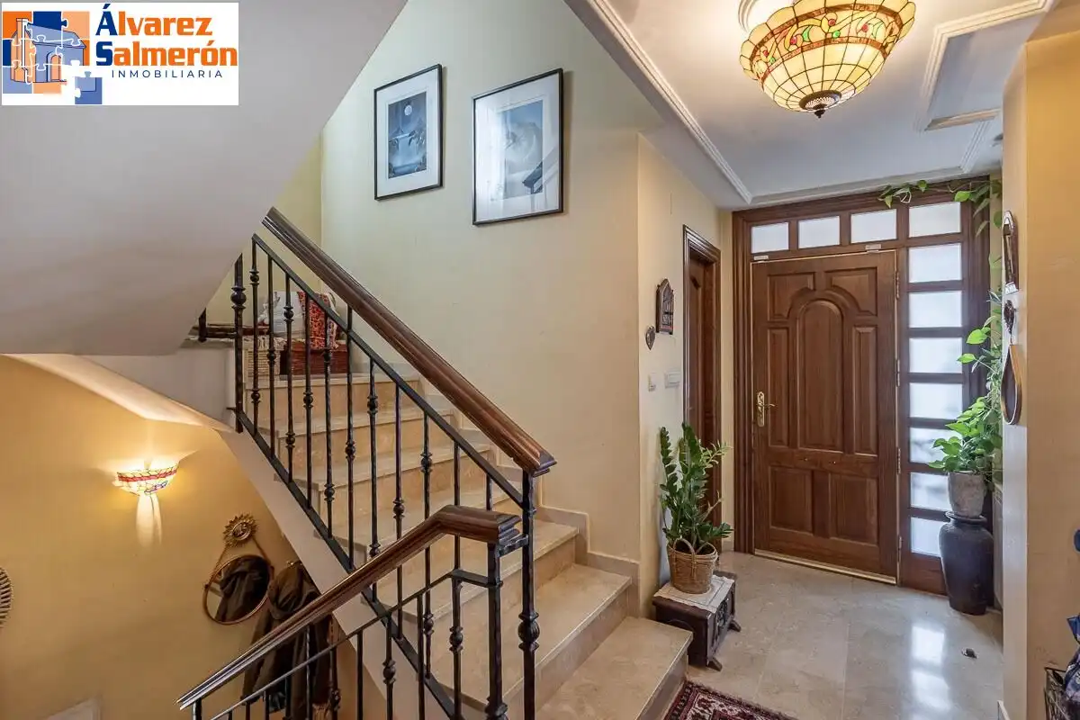 Houses for sale in Huétor Vega  with Air Conditioner, Heating and Terrace