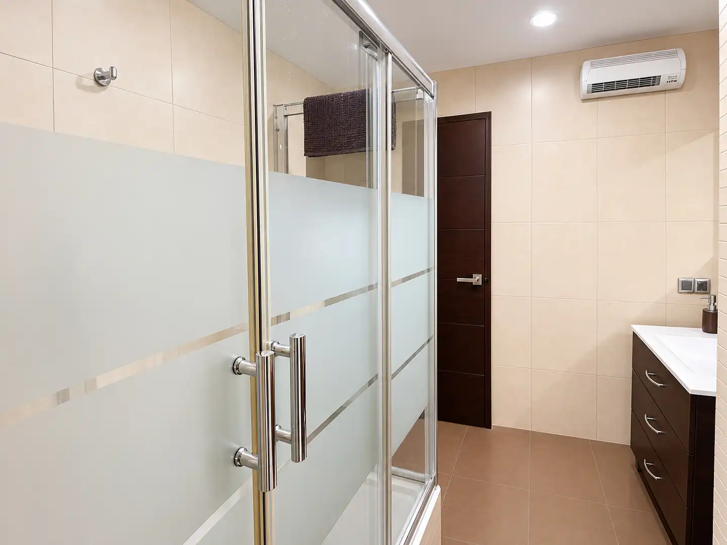 Bathroom of Flat for rent in Córdoba  with Air Conditioner, Heating and Terrace