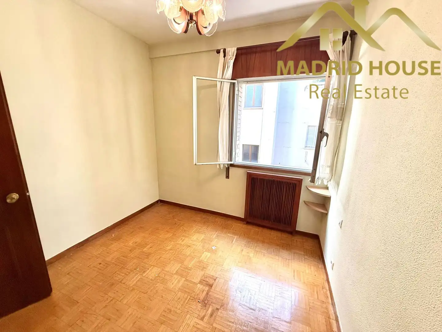 Schlafzimmer von Wohnung zum Verkauf in Madrid mit Heizung und Terrasse