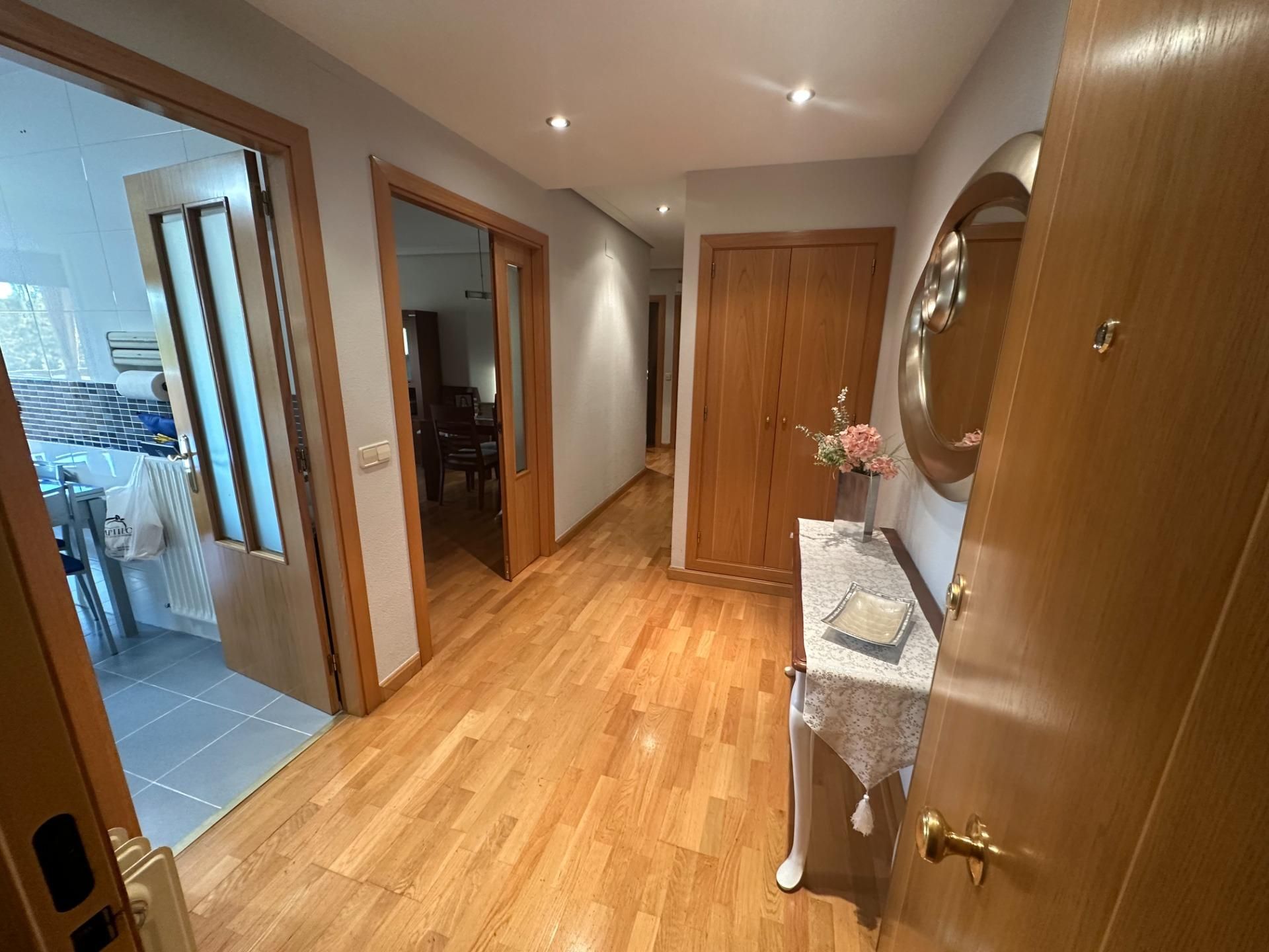 Pis en venda en Cuenca Capital amb Calefacció, Terrassa i Traster