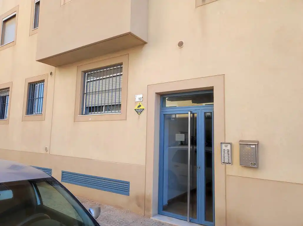 Vista exterior de Piso en venta en Vícar