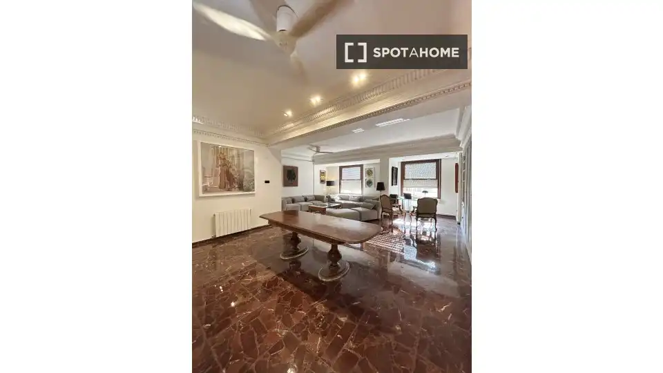 Living room of Flat for rent in Valencia  with Air Conditioner, Heating and Furnished