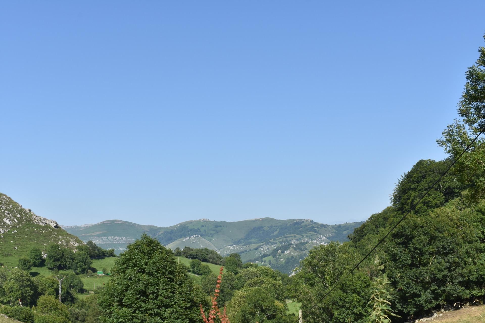 Vista exterior de Casa o chalet en venta en Miera con Calefacción