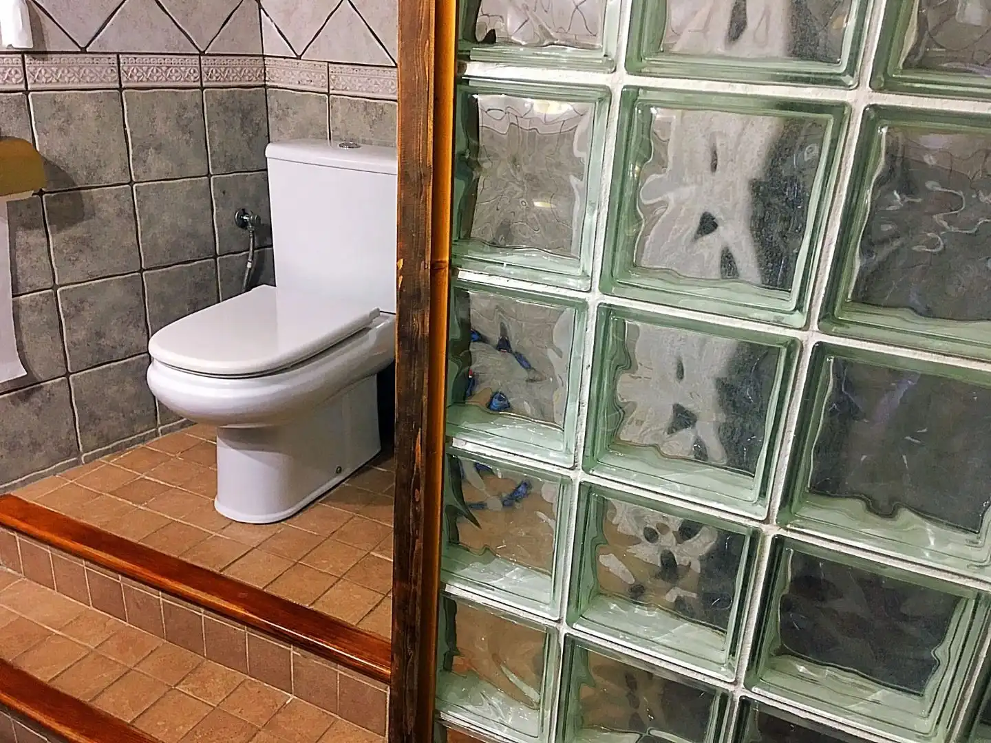 Bathroom of Houses for sale in Els Guiamets