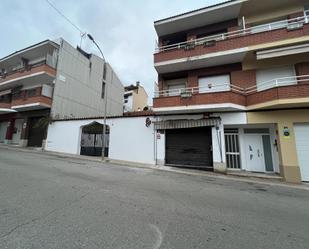 Exterior view of Single-family semi-detached to rent in Sallent  with Heating