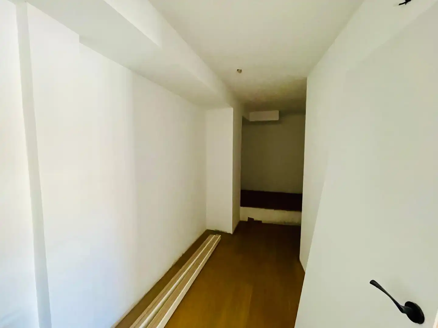 Maisonette zum Verkauf in Badalona mit Klimaanlage, Parkett und Abstellraum